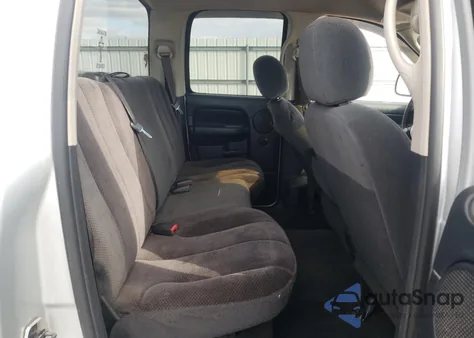 2002 Dodge Ram 1500 z USA, uszkodzony, nr VIN 1D7HA18N32S592688